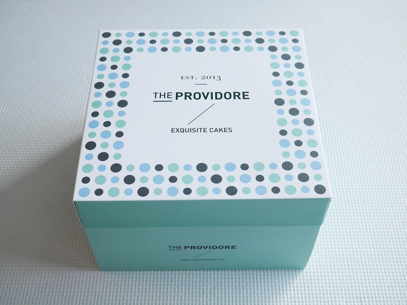 Providore-DOWNTOWN-GALLERYのケーキ持ち帰り用箱